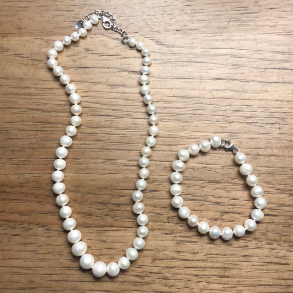 New, Never Worn Sterling Silver Cultured Pearls - Picture 4 of 5